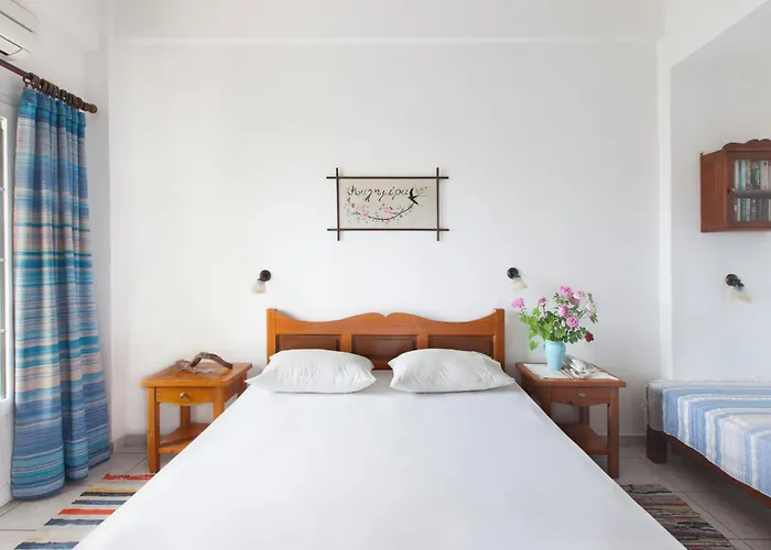 Delfini I * Тира